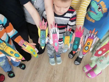 День космонавтики в младшей группе "Маячка"